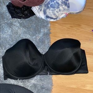 Strapless bra